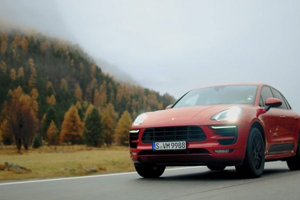 Porsche Macan - Commercial